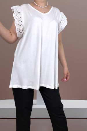 Μπλούζα με δαντέλα στα μανίκια<br/><small class="dmm_sku">Κωδικός προϊόντος: 4983</small>