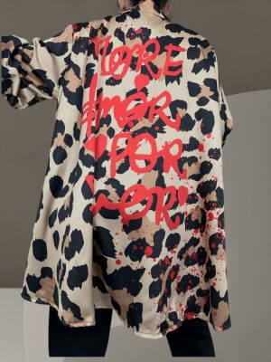Ασύμμετρη μπλούζα oversize