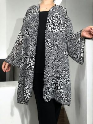 Γυναικεία ζακέτα με λουλούδια<br/><small class="dmm_sku">Κωδικός προϊόντος: 7434-γκρι</small>