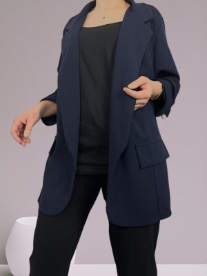 Σακάκι κρέπ με πέρλα στο μανίκι<br/><small class="dmm_sku">Κωδικός προϊόντος: 7610-μπλε</small>