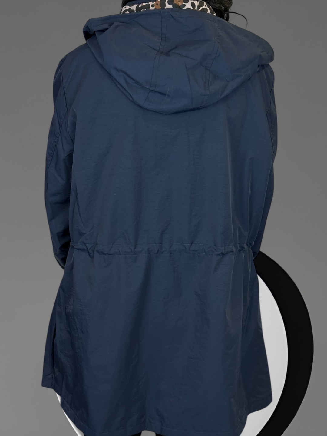 Καμπαρντίνα με φόδρα λεοπάρ για στυλ Καμπαρντίνα με φόδρα λεοπάρ για στυλ