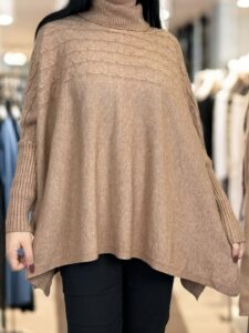 Κομψό ζιβάγκο με πλέξη στο μπροστινό μέρος