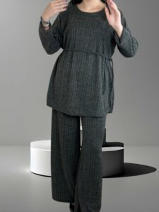 Απαλό  σετ με stylish λεπτή ζώνη