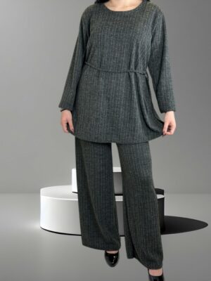 Απαλό  σετ με stylish λεπτή ζώνη<br/><small class="dmm_sku">Κωδικός προϊόντος: 8280-γκρι</small>