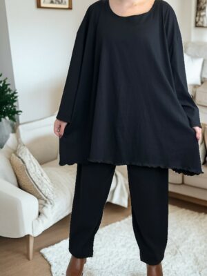 Σετ με  λεπτή ρίγα για μοντέρνο look<br/><small class="dmm_sku">Κωδικός προϊόντος: 8282-μαυρο</small>
