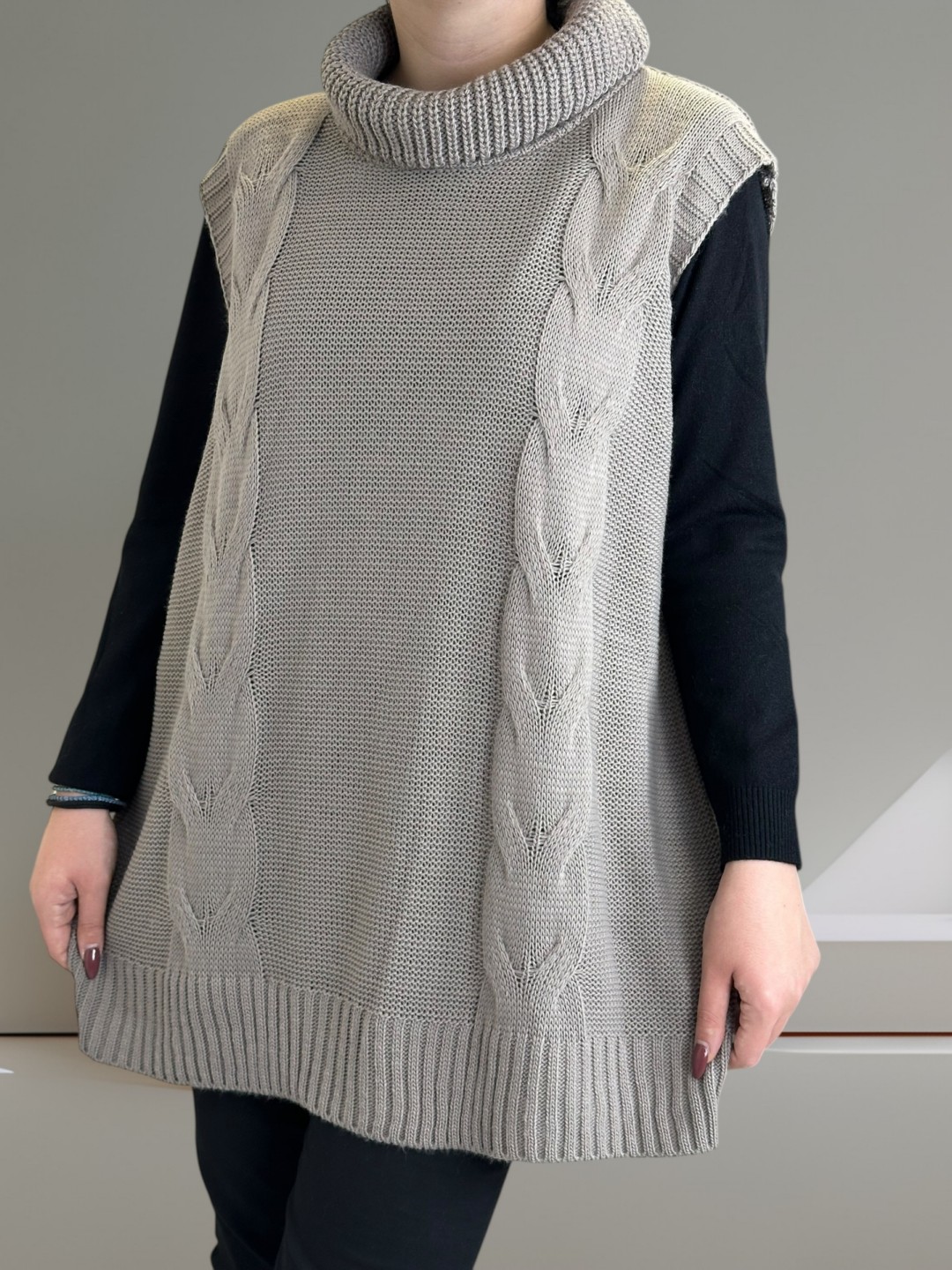 Απαλό πλεκτό ζιβάγκο χωρίς μανίκια Απαλό πλεκτό ζιβάγκο χωρίς μανίκια