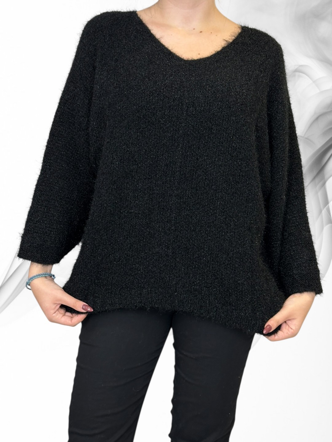 Classic πλεκτό πουλόβερ με V λαιμό για elegant εμφανίσεις Classic πλεκτό πουλόβερ με V λαιμό για elegant εμφανίσεις