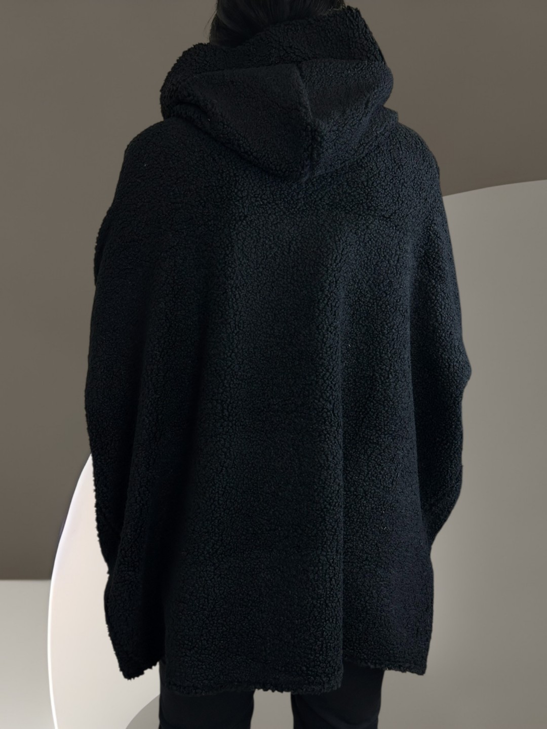 PLUS SIZE Ζακέτα Προβατάκι με Στιλ και Ζεστασιά PLUS SIZE Ζακέτα Προβατάκι με Στιλ και Ζεστασιά