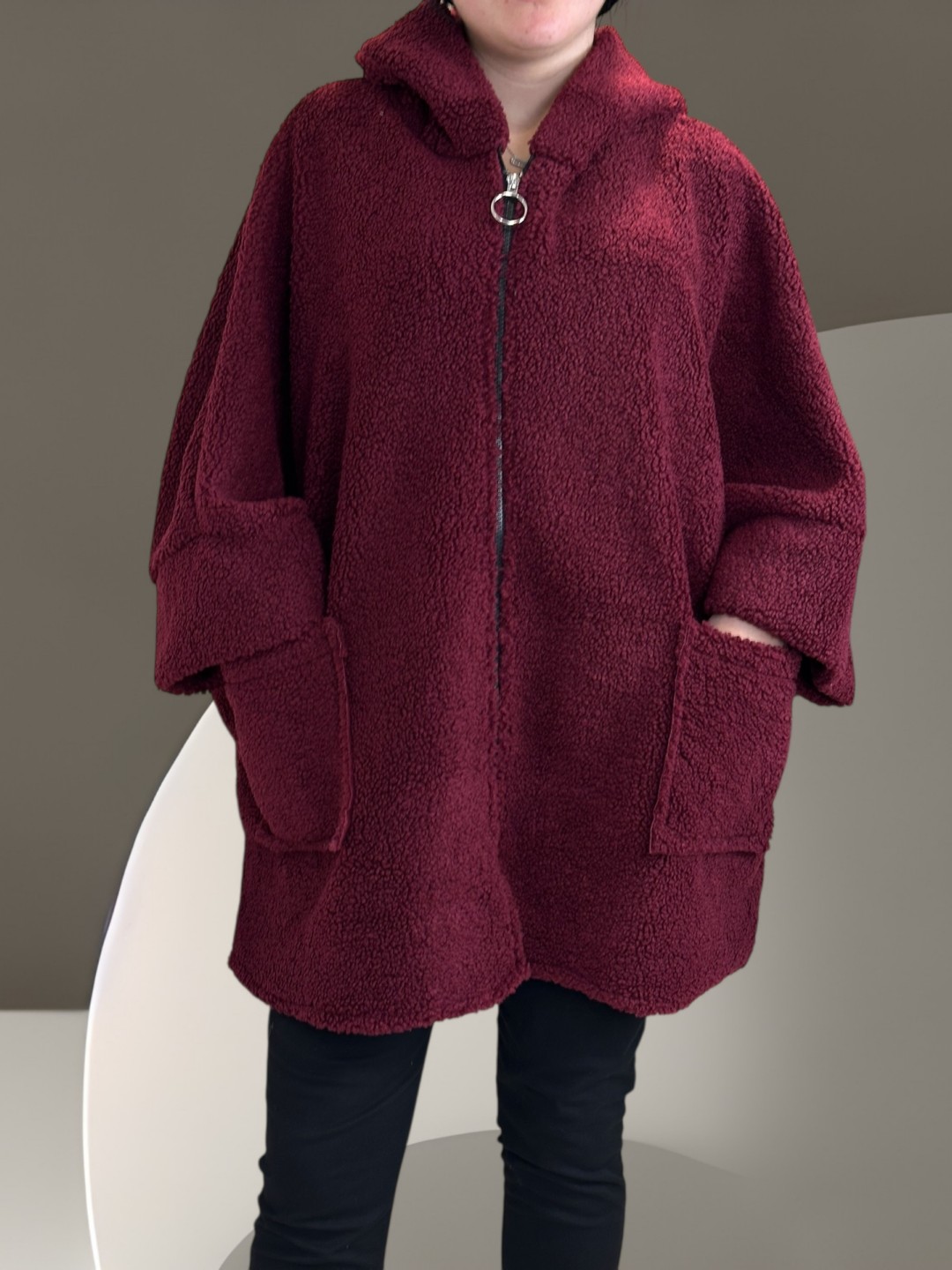 PLUS SIZE Ζακέτα Προβατάκι με Στιλ και Ζεστασιά PLUS SIZE Ζακέτα Προβατάκι με Στιλ και Ζεστασιά