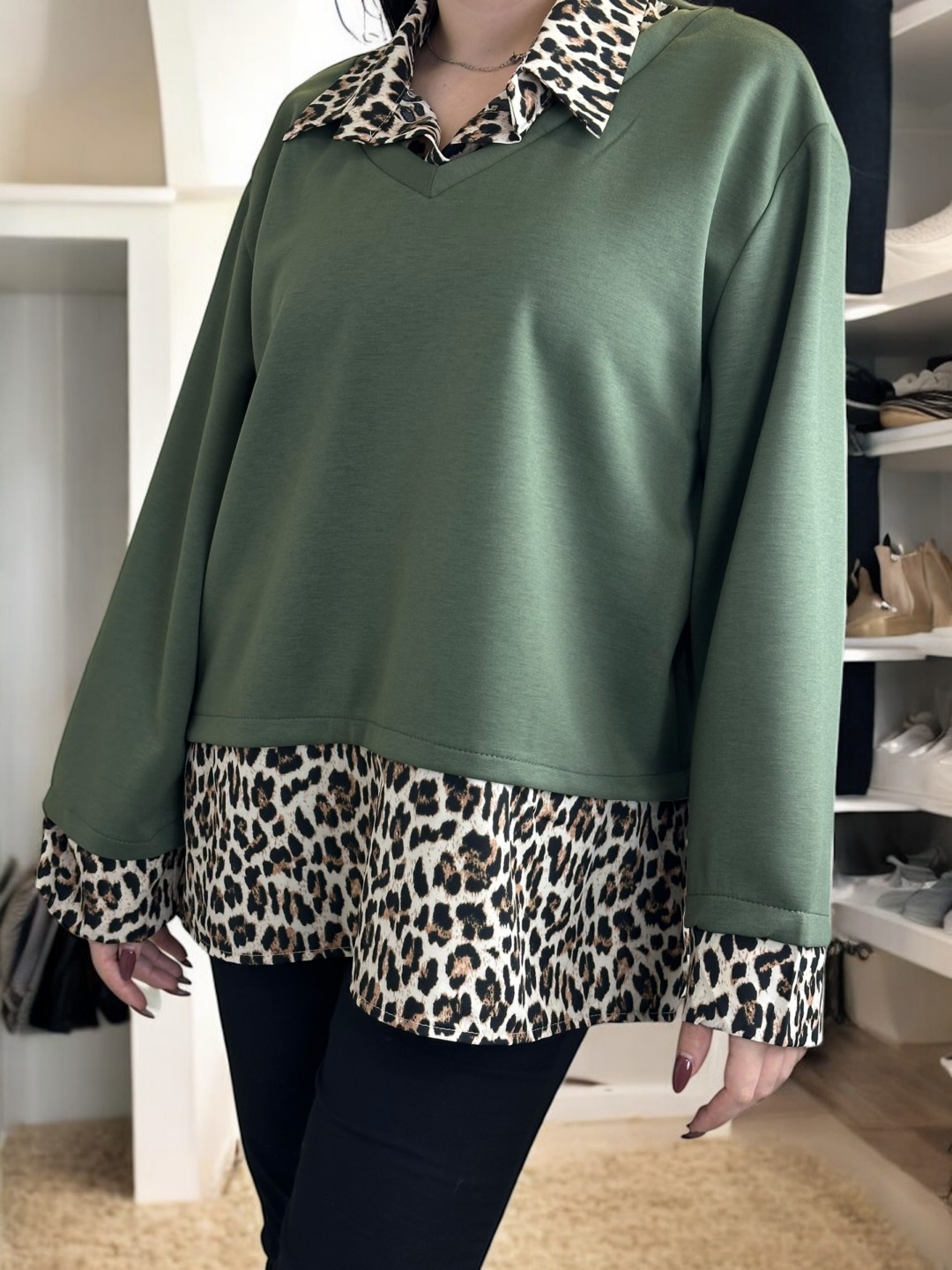Πουκαμισόμπλουζα με λεοπάρ στοιχεία Πουκαμισόμπλουζα με λεοπάρ στοιχεία