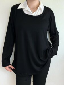 Μπλούζα πουκάμισο με άσπρο γιακά για elegant look