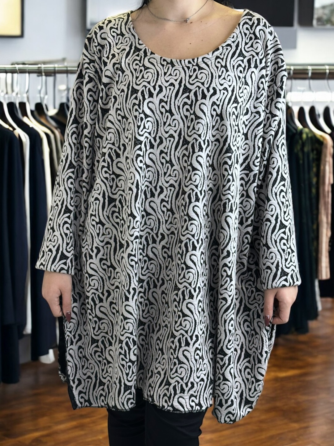 Μπλουζοφόρεμα με απαλό ύφασμα για καθημερινές εμφανίσεις Μπλουζοφόρεμα με απαλό ύφασμα για καθημερινές εμφανίσεις