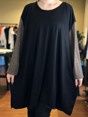 Μπλουζοφόρεμα με λουλουδένια μανίκια