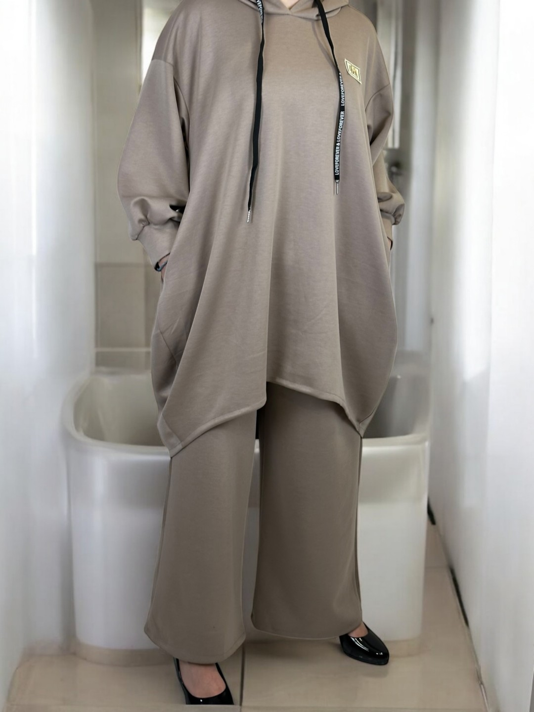 Σετ φούτερ με μακριά μπλούζα για καθημερινό look Σετ φούτερ με μακριά μπλούζα για καθημερινό look