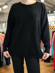 Πλεκτό πουλόβερ με στρογγυλή λαιμόκοψη