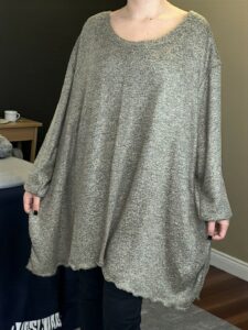 Minimal μπλουζοφόρεμα σε λεπτή πλέξη