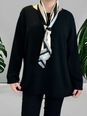 Μπλούζα με λαιμόκοψη και φουλάρι