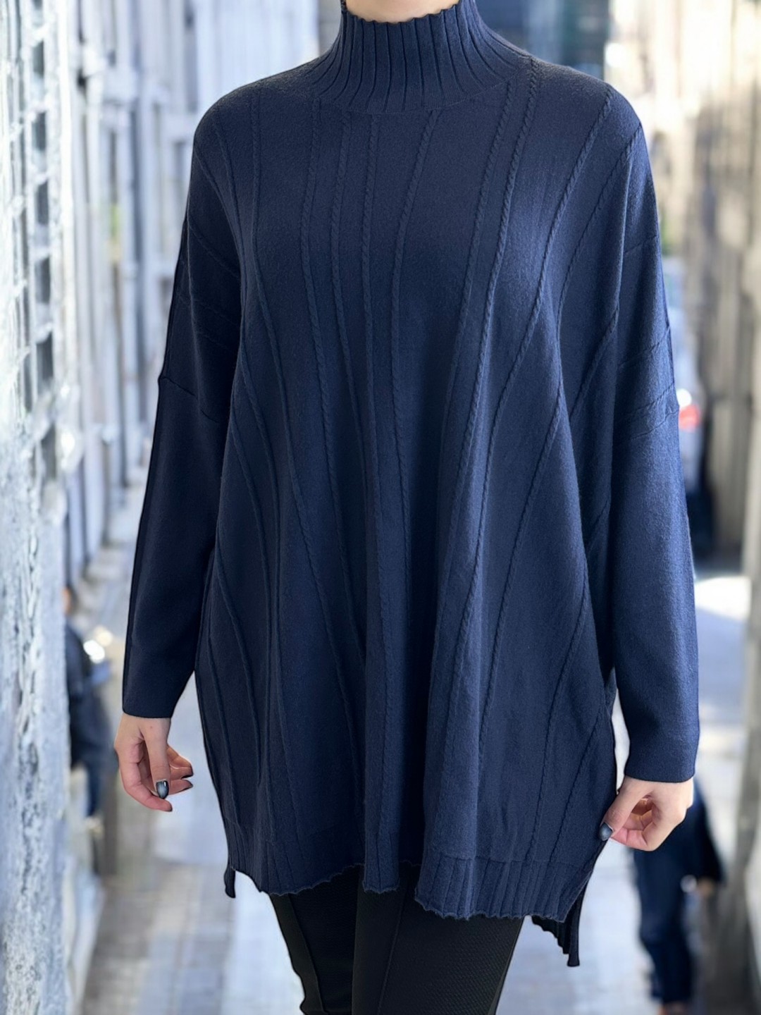 Μπλούζα με απαλή υφή και χαλαρό ζιβάγκο” Μπλούζα με απαλή υφή και χαλαρό ζιβάγκο”