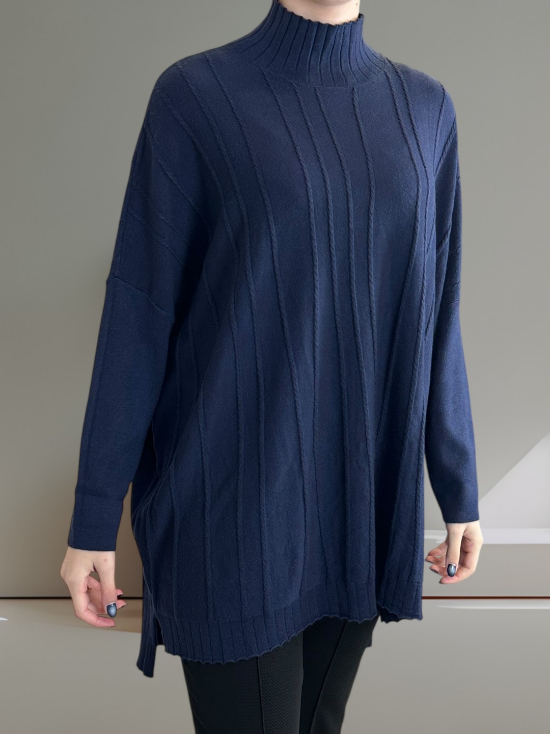 Μπλούζα με απαλή υφή και χαλαρό ζιβάγκο” Μπλούζα με απαλή υφή και χαλαρό ζιβάγκο”