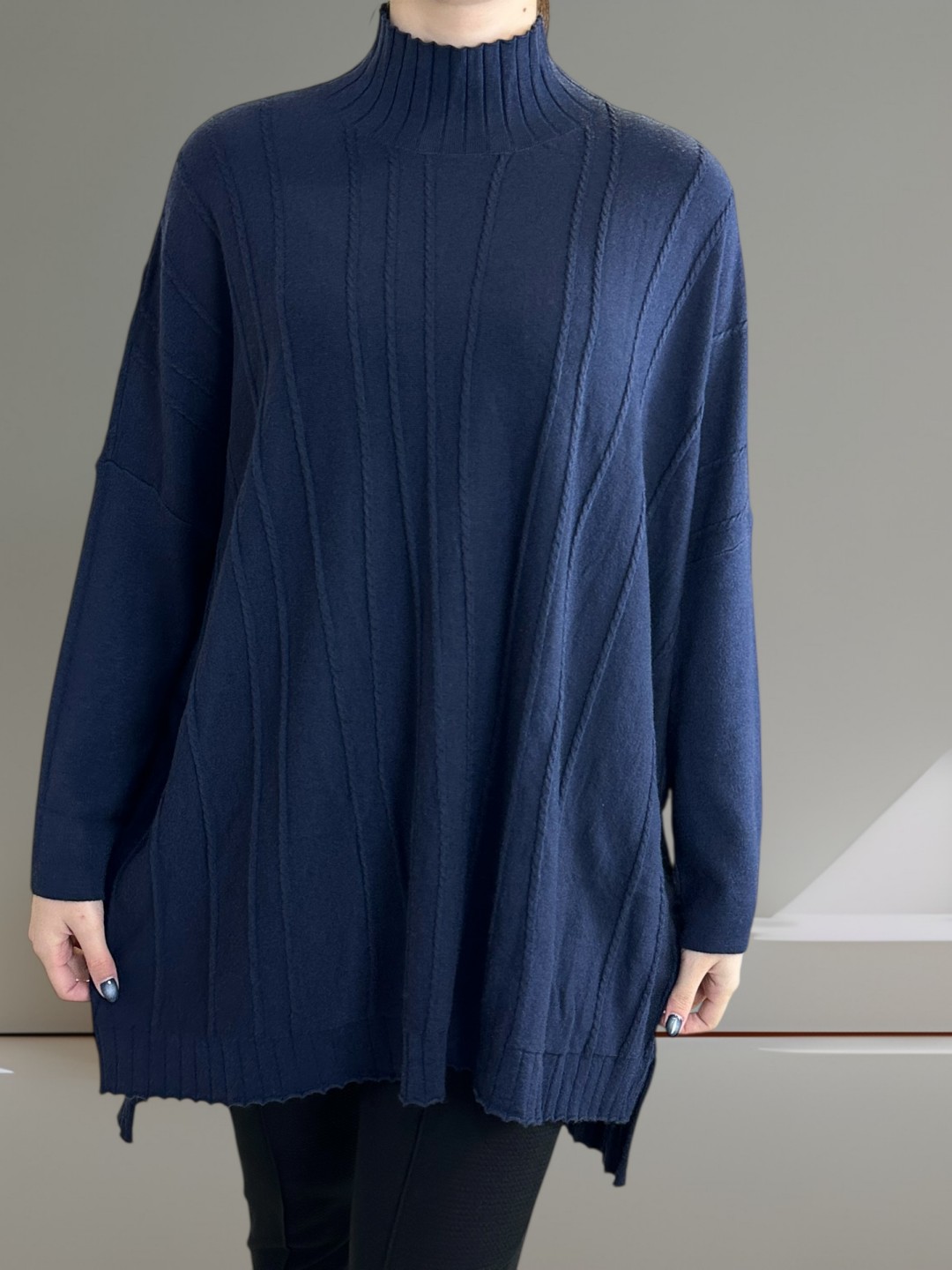 Μπλούζα με απαλή υφή και χαλαρό ζιβάγκο” Μπλούζα με απαλή υφή και χαλαρό ζιβάγκο”