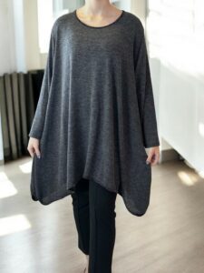 Κομψό μπλουζοφόρεμα με διακριτικές λούρεξ πινελιές