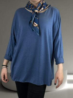 Μπλούζα με λεπτομέρεια αλυσιδα με φουλάρι