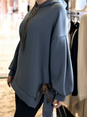 Μπλούζα φούτερ με λεοπάρ λεπτομέρειες