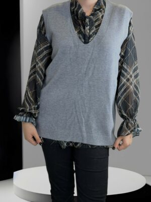 Μοντέρνα καζάκα με V ντεκολτέ