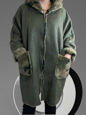 Κομψό μακρύ παλτό-ζακέτα με επένδυση γούνας<br/><small class="dmm_sku">Κωδικός προϊόντος: 8403-πρασινο</small>