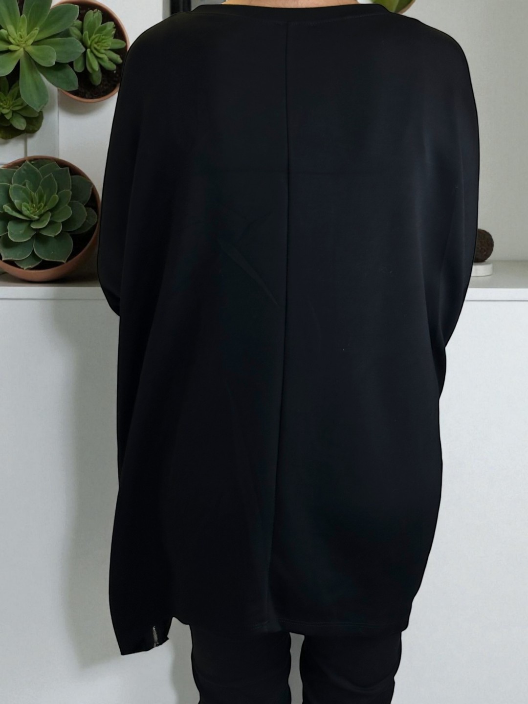 Casual μπλουζοφόρεμα με διακοσμητικά φερμουάρ Casual μπλουζοφόρεμα με διακοσμητικά φερμουάρ