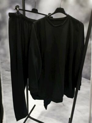 Άνετο σετ φόρμας σούπερ πλας σάιζ για όλες τις ώρες