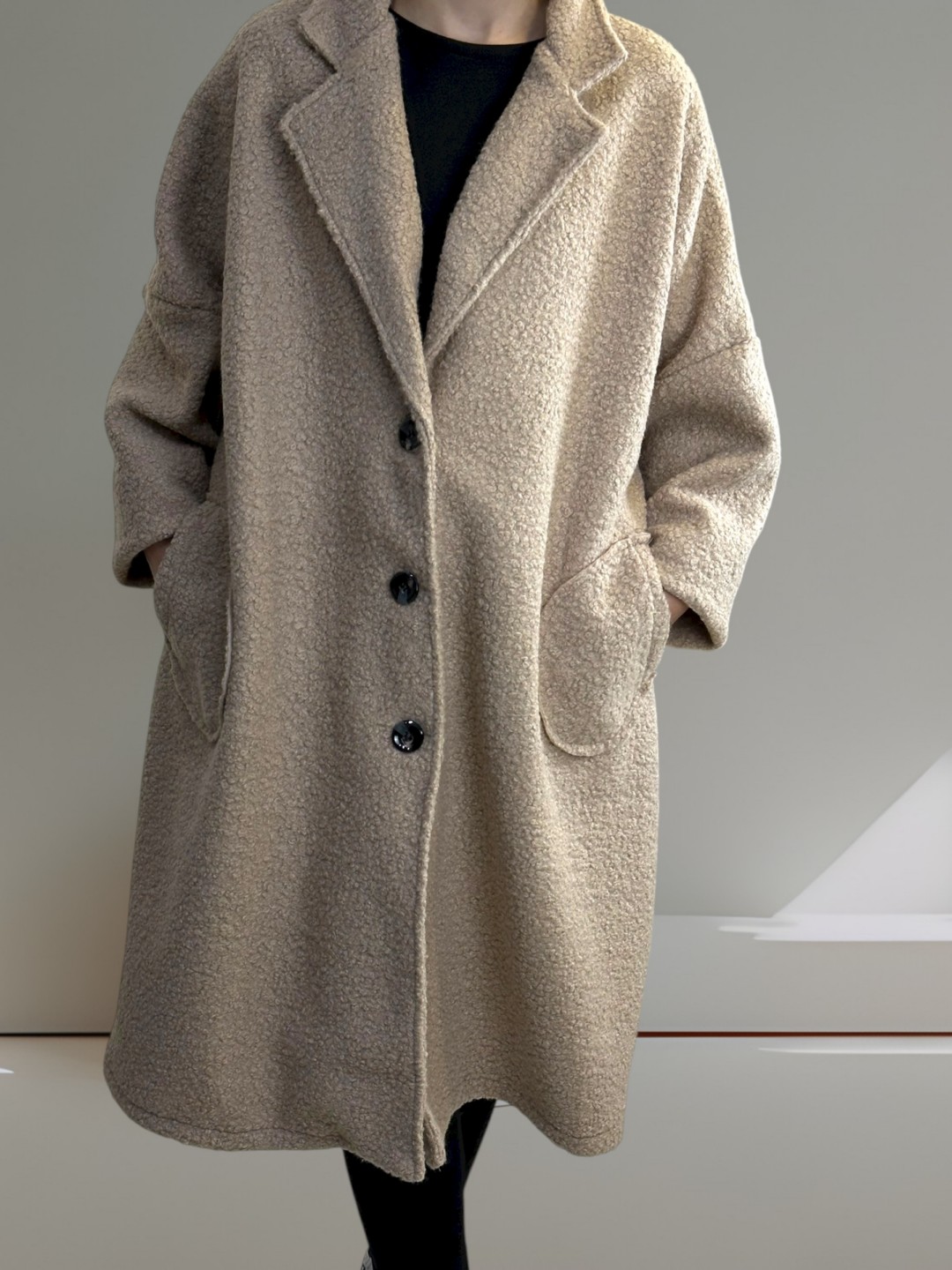 Παλτό μπουκλέ με άνετη γραμμή plus size Παλτό μπουκλέ με άνετη γραμμή plus size