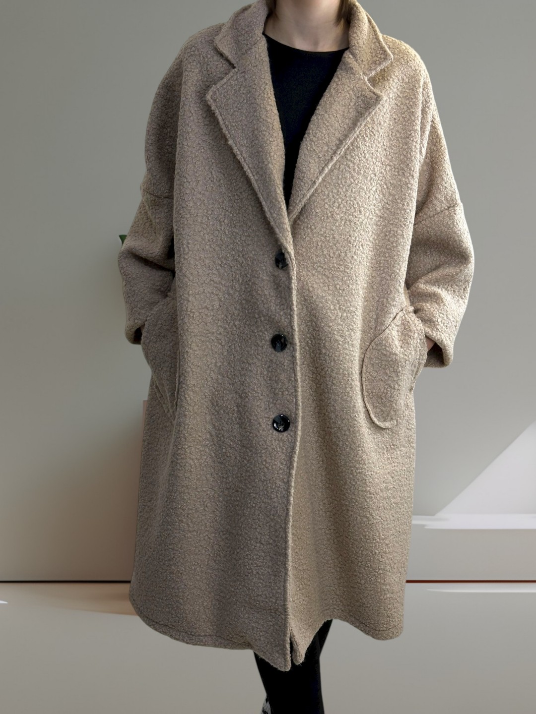 Παλτό μπουκλέ με άνετη γραμμή plus size Παλτό μπουκλέ με άνετη γραμμή plus size