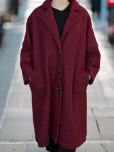 Παλτό μπουκλέ με άνετη γραμμή plus size