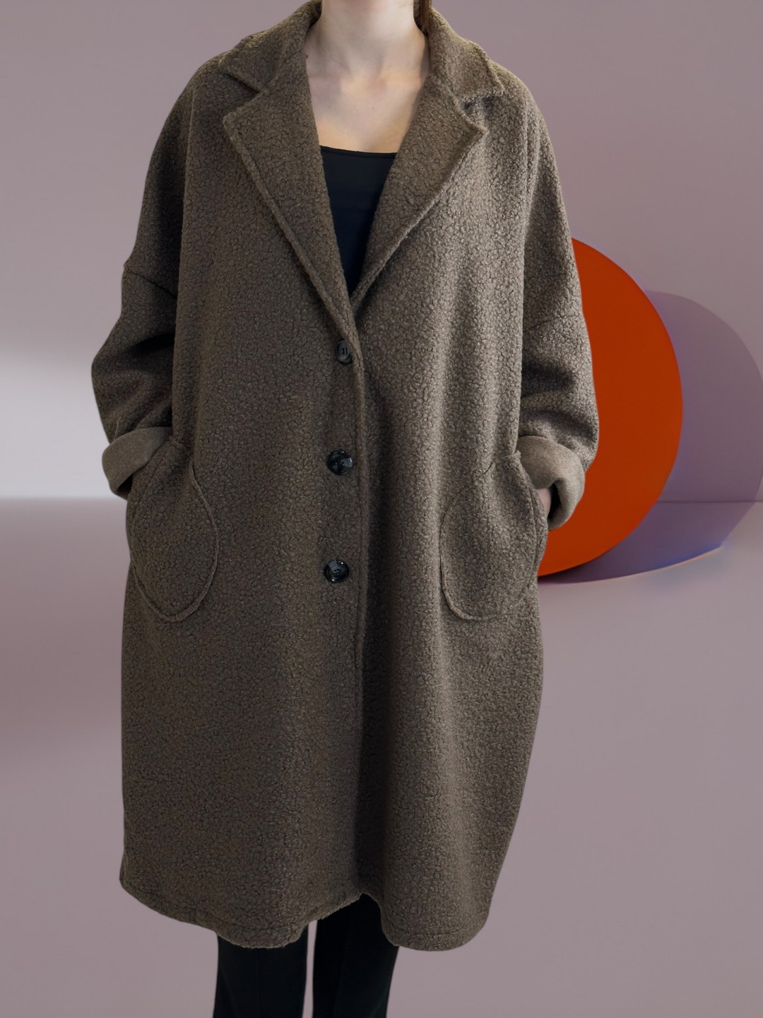 Παλτό μπουκλέ με άνετη γραμμή plus size Παλτό μπουκλέ με άνετη γραμμή plus size