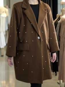 Λαμπερή παλτό ζακέτα plus size με στρας λεπτομέρειες