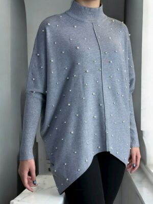 Κομψή μπλούζα με κοντό ζιβάγκο και πολυτελείς πέρλες