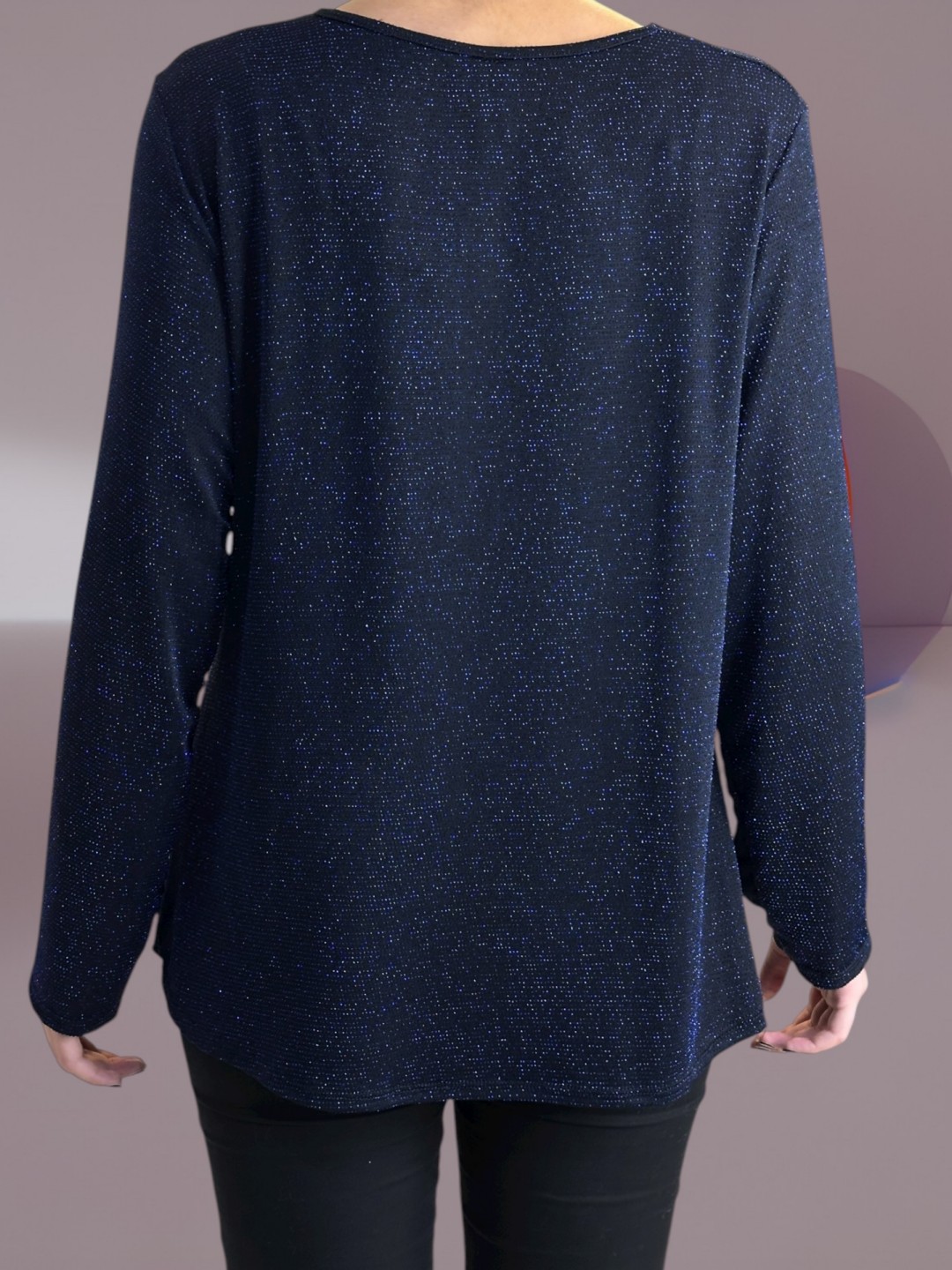 Μπλούζα lurex που αναδεικνύει τη θηλυκότητα με στυλ Μπλούζα lurex που αναδεικνύει τη θηλυκότητα με στυλ