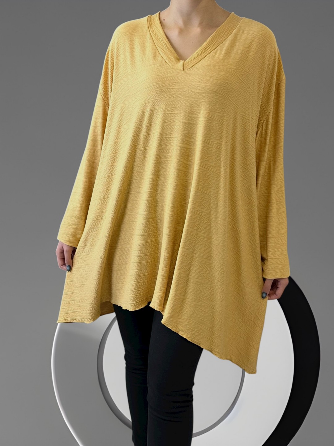 Κομψό μπλουζοφόρεμα πλεκτής υφής με V λαιμό Κομψό μπλουζοφόρεμα πλεκτής υφής με V λαιμό