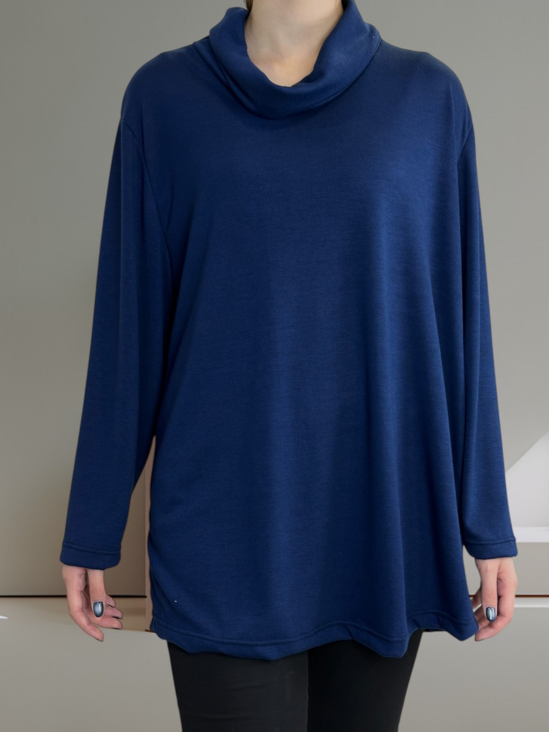 Σικάτη Μπλούζα με Χαλαρή Ζιβάγκο Λαιμόκοψη Σικάτη Μπλούζα με Χαλαρή Ζιβάγκο Λαιμόκοψη