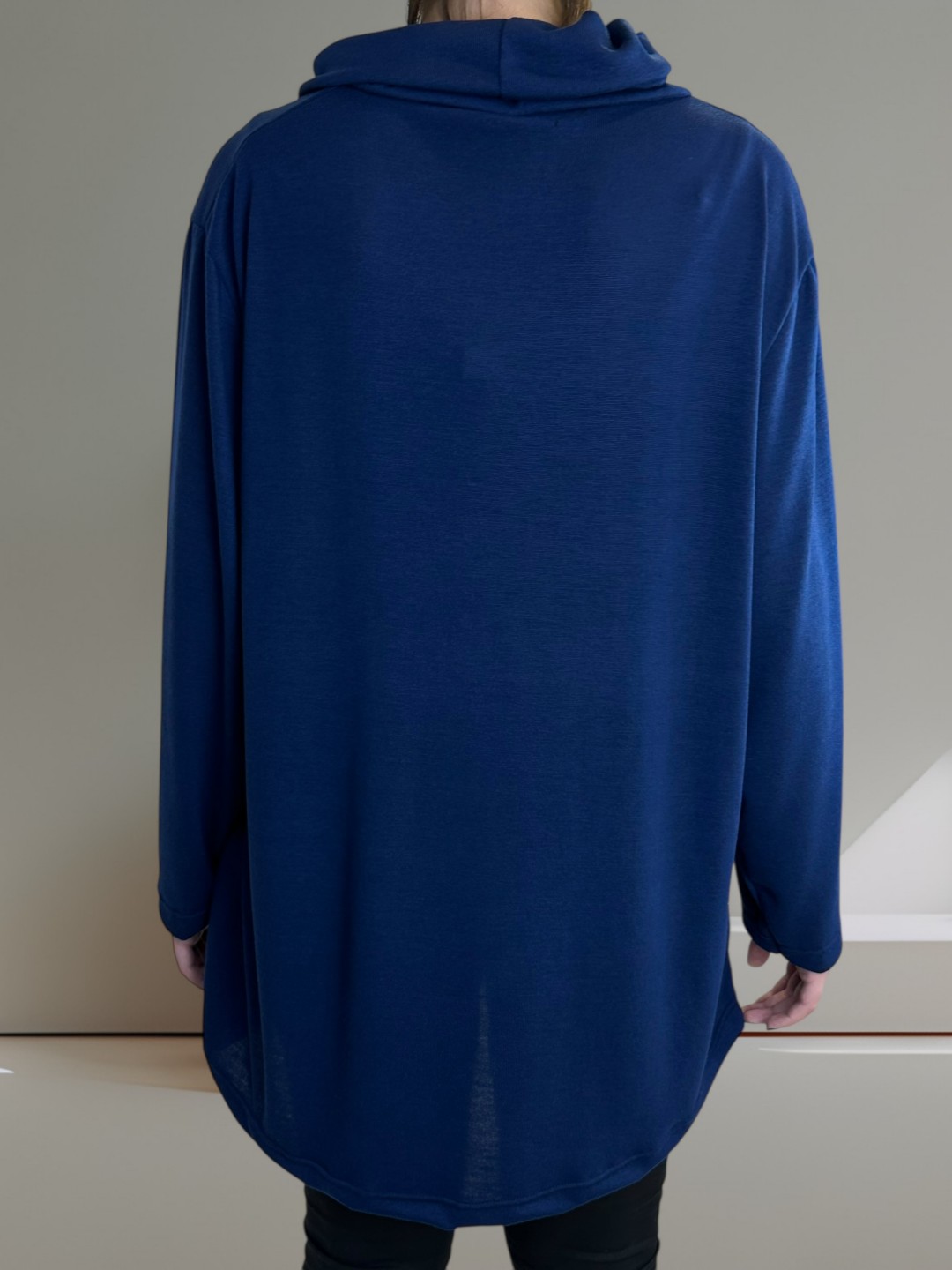 Σικάτη Μπλούζα με Χαλαρή Ζιβάγκο Λαιμόκοψη Σικάτη Μπλούζα με Χαλαρή Ζιβάγκο Λαιμόκοψη