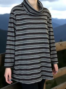 Σικάτη Μπλούζα με Χαλαρή Ζιβάγκο Λαιμόκοψη