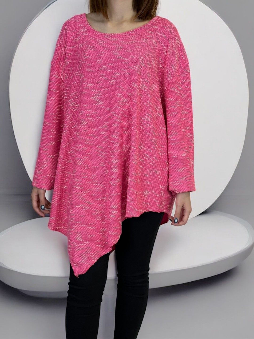 Εντυπωσιακή Μπλούζα με Ασύμμετρο Ντιζάιν Εντυπωσιακή Μπλούζα με Ασύμμετρο Ντιζάιν