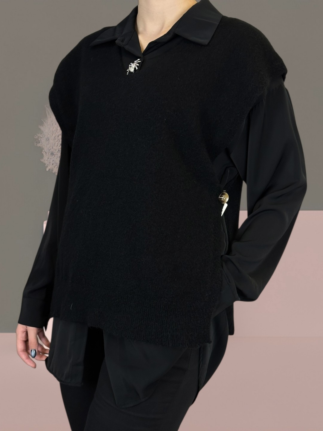 Minimal Πλεκτό Γιλέκο Λεπτής Υφής Minimal Πλεκτό Γιλέκο Λεπτής Υφής