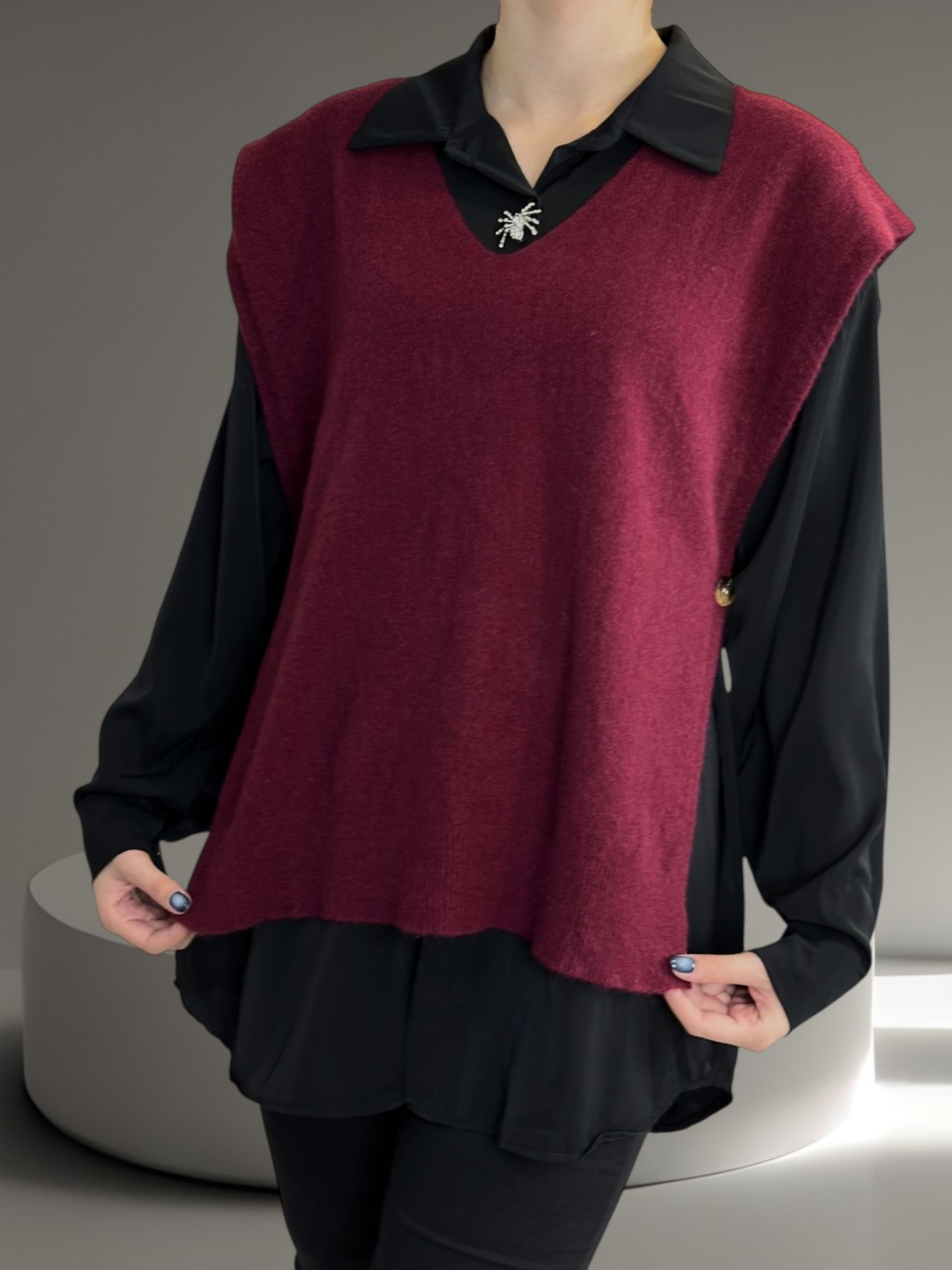 Minimal Πλεκτό Γιλέκο Λεπτής Υφής Minimal Πλεκτό Γιλέκο Λεπτής Υφής