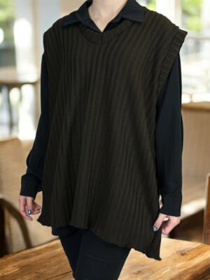 Απαλή Πλεκτή Καζάκα με Θηλυκή V Γραμμή