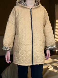 Μπουφάν Ελαφρύ με Εντυπωσιακή Λεοπάρ Φόδρα