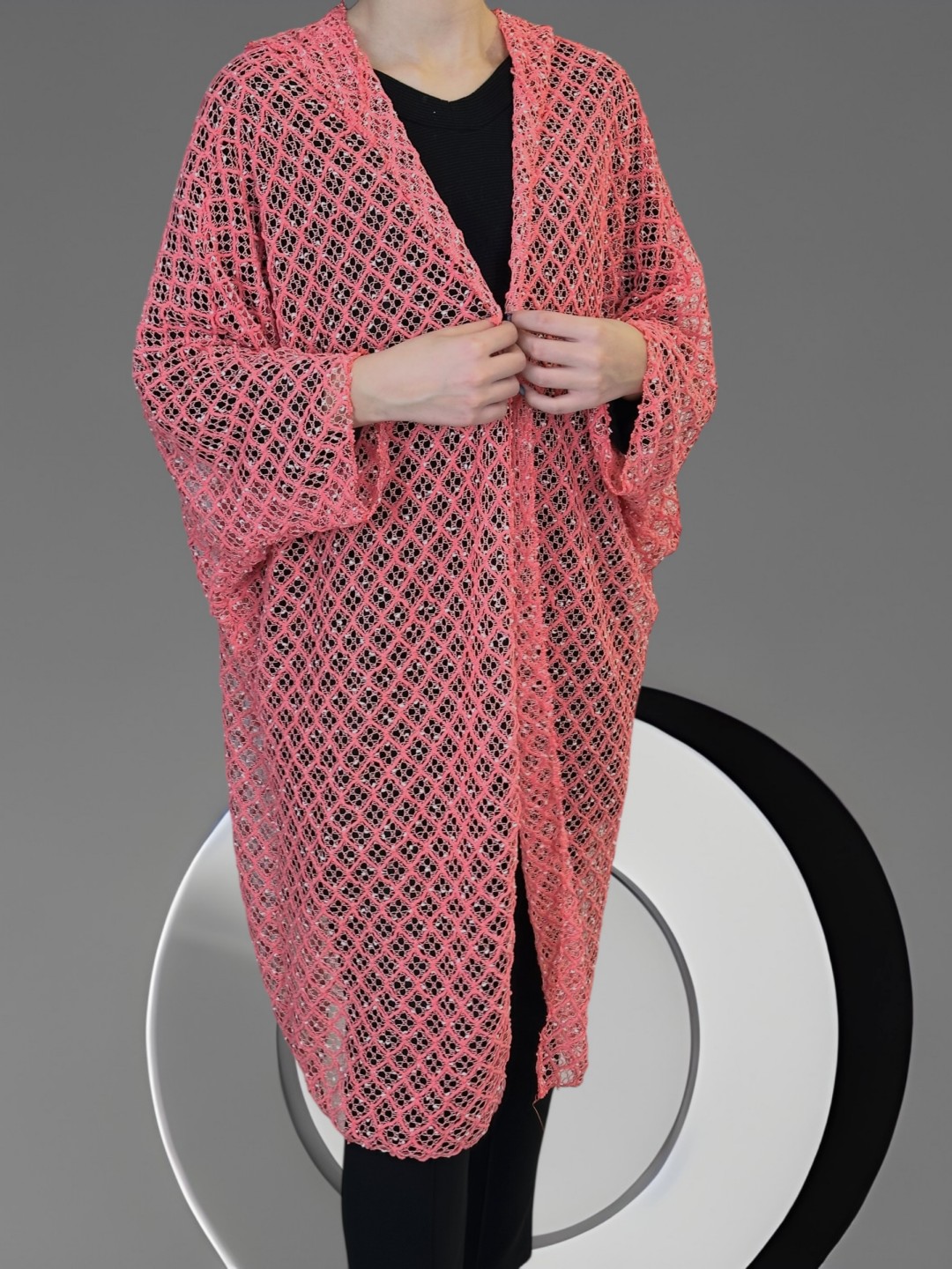 Ροζ Δικτυωτή Ζακέτα για Μοντέρνες και Φρέσκες Εμφανίσεις Ροζ Δικτυωτή Ζακέτα για Μοντέρνες και Φρέσκες Εμφανίσεις