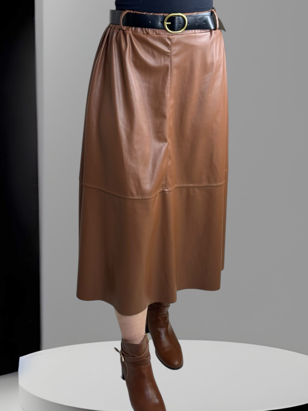 Μίντι Δερμάτινη Φούστα με Ζώνη Μίντι Δερμάτινη Φούστα με Ζώνη