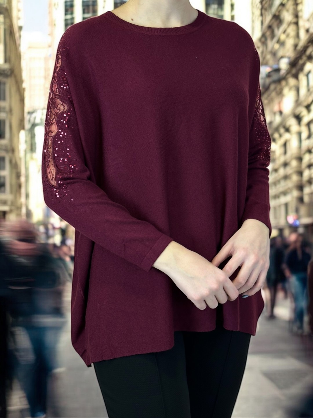 Elegant Πουλόβερ με Διάφανα Μανίκια Elegant Πουλόβερ με Διάφανα Μανίκια